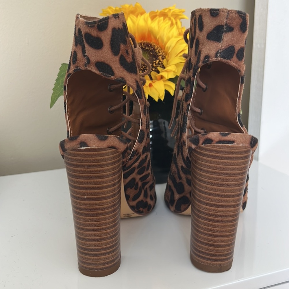 Leopard Print Heels - Picture 3 of 4